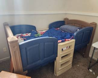 Step2 Loft & Storage Twin Bed - Brown/Blue