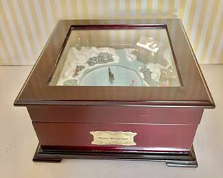 $40 - Winter Wonderland Music box ice skating scene 