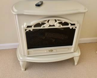 $250 - Dimplex Electric Fireplace with remote - 26.5" H, 28" W, 15.5" D