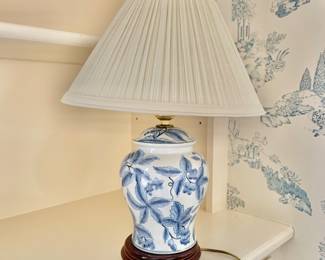 $95 - Blue and white ginger jar accent lamp - 17" H, base 5" diam