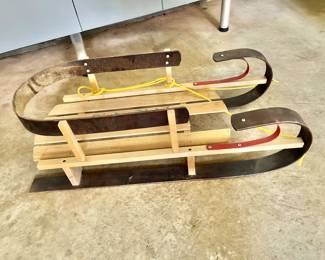 $50 - Vintage sleigh