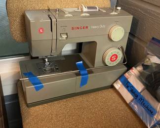 Singer Heavy Duty sewing machine