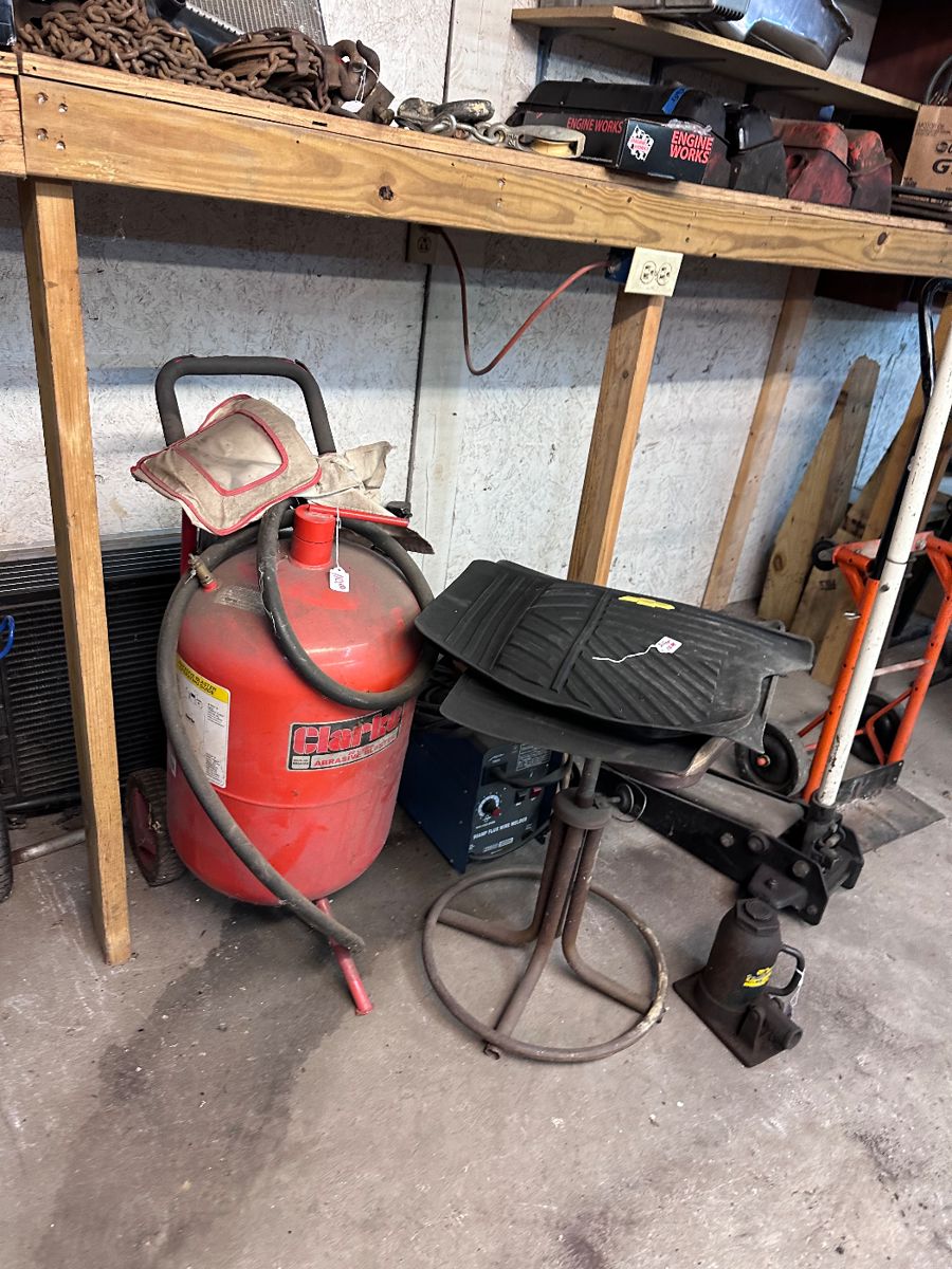 Estate Sales By Amy in Rutledge, TN starts on 10/27/2023