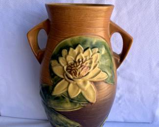 ROSEVILLE FLOOR VASE