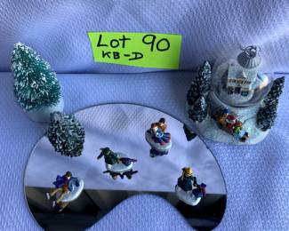 Hawthorne Village Skating Pond and More