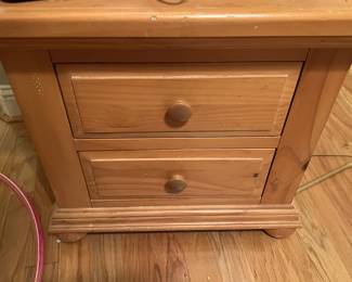 **PRE-SALE AVAILABLE** Nearly New: Broyhill Nightstand