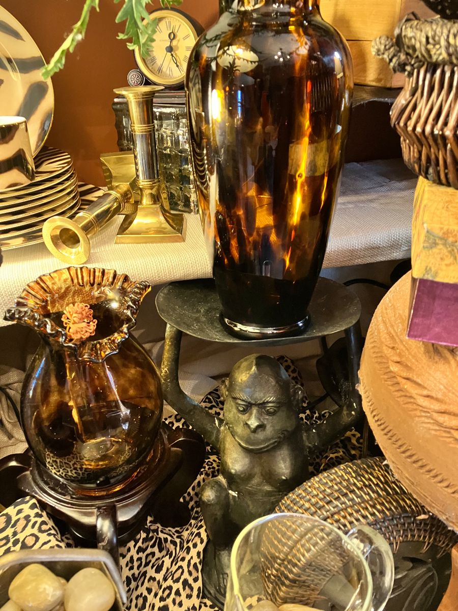 Canterbury Estate Sale in Springfield, MO starts on 11/2/2023