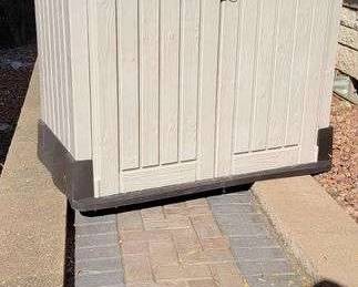 Outdoor Storage Bin