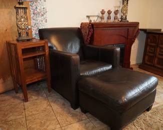 Comfortable chair wth ottoman