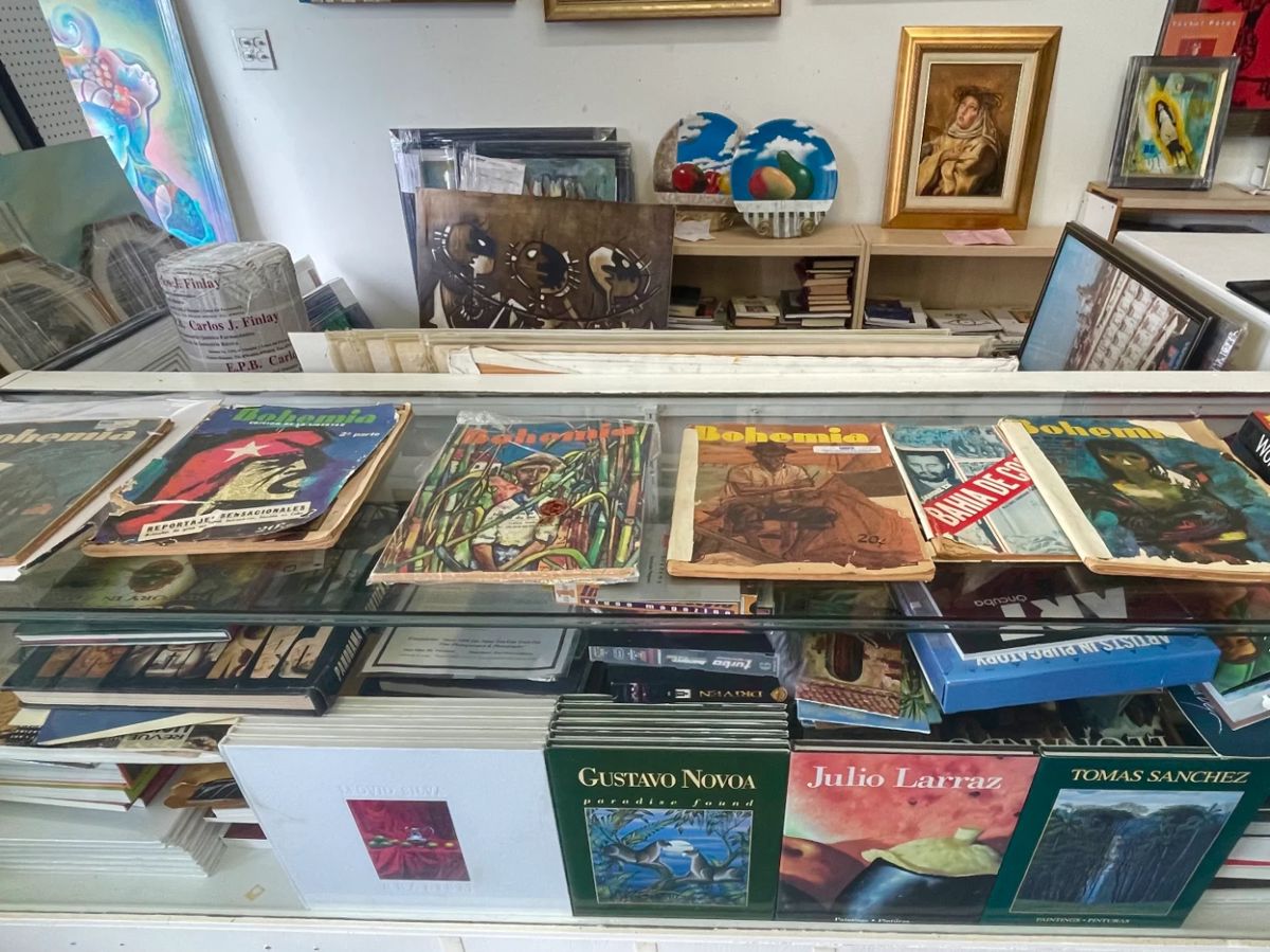 Art Estate Sale in Miami, FL starts on 10/28/2023