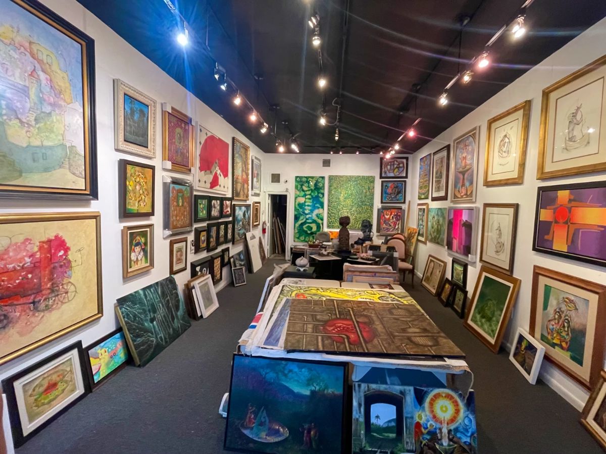 Art Estate Sale in Miami, FL starts on 10/28/2023