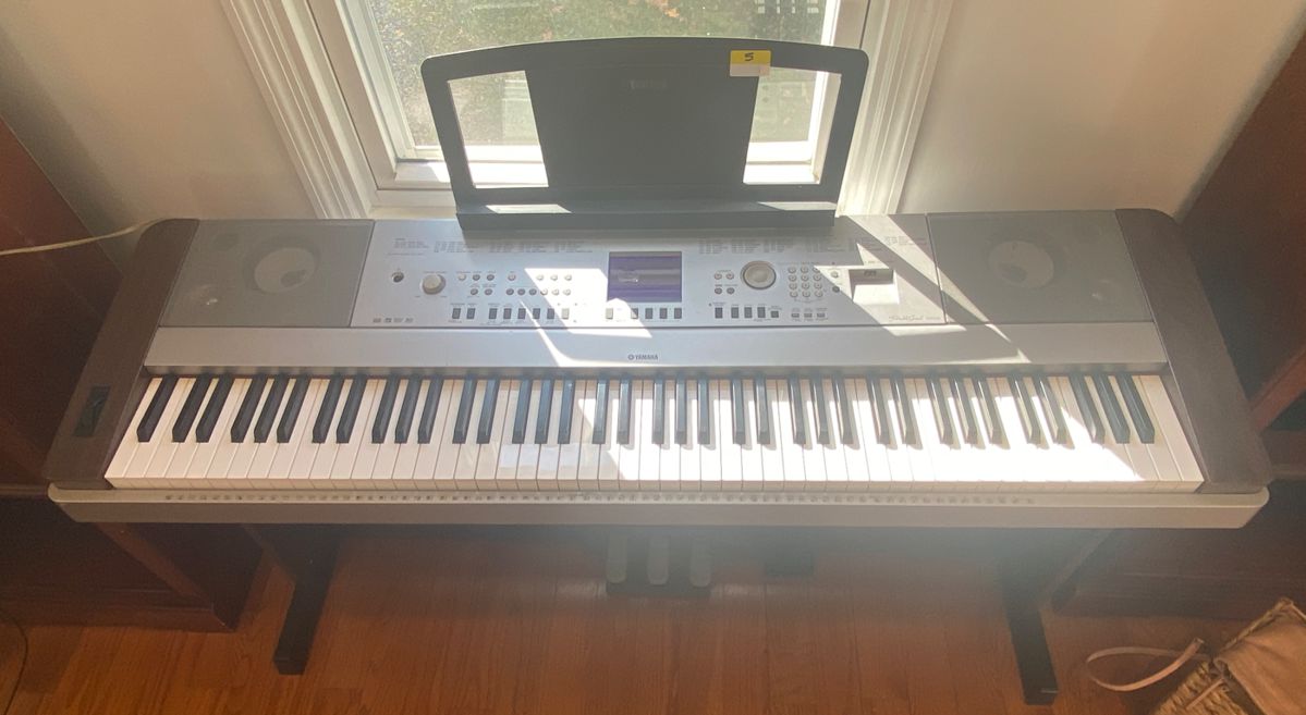 SLEEPY HOLLOW ESTATE SALE in Sleepy Hollow, NY starts on 10/31/2023