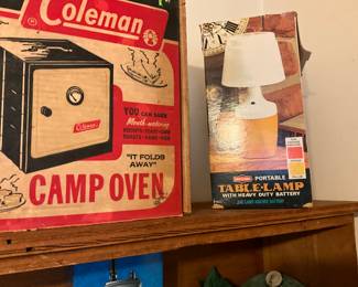 Camp Oven by Coleman - battery table lamp