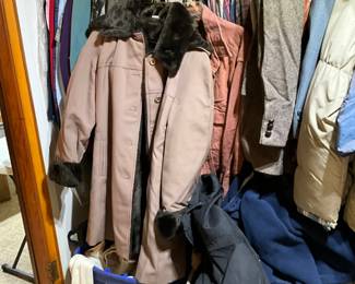 Men’s & Women’s clothing including suits, jackets, pants, shirts & more!