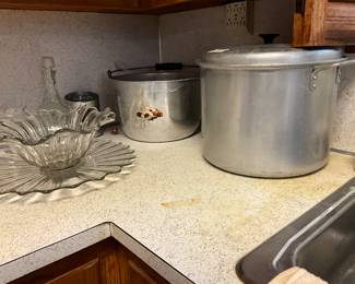 Lovely glass serving bowl with under plate - metal handled bucket, metal cooker with lid & miscellaneous