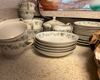 Set of dishes - 42 pieces including plates, cups, saucers, & bowls. Made in Japan - Vintage fine China