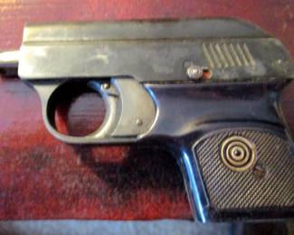 Starter Pistol  caps