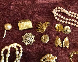 costume jewelry