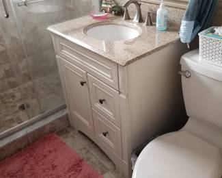 Pretty bath vanity