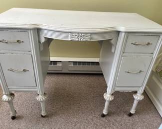 Vintage ladies vanity table with mirror (not shown)