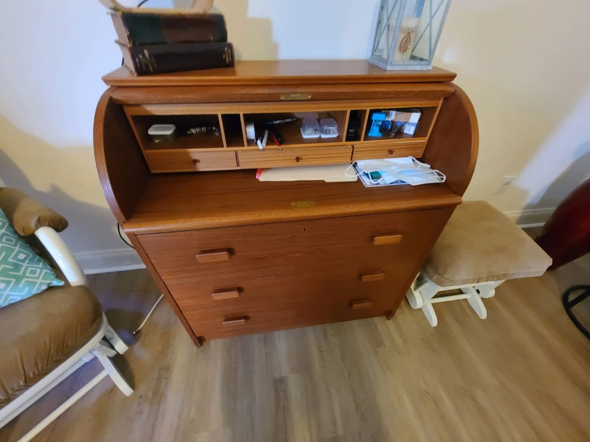 Estate Sale in Melbourne, FL starts on 10/27/2023