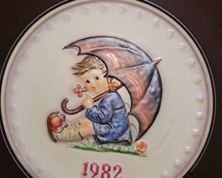 Hummel Goebel Collector Plate 12th Annual Plate 1982 #275!