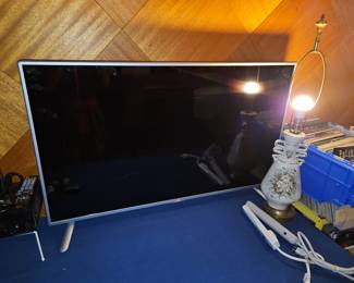 LG 47LB6100-UG Smart LED TV!