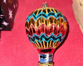 Old World Christmas Hot Air Glass Balloon Ornament!
