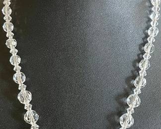 Beautiful Antique Art Deco Faceted Real Rock Crystal Graduated Quartz Bead Necklace 