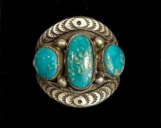 Vintage Navajo Calvin Martinez Sterling Silver & Turquoise Ring Size 7.5 - Total Weight 11.5 Grams 