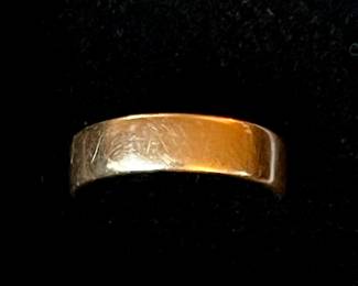Vintage 14K Gold Band Stamped JC - Size - 9.75 - Total Weight 5.1 Grams. 