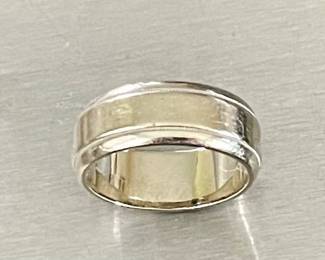 Vintage 14K White Gold Plumb Size 6.5 Band - 7.09 Grams 