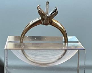 Vintage 14K Gold Size 5.5 Ring Setting With Prongs - Total Weight 2.2 Grams (no Stone)