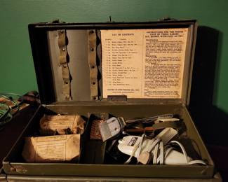 WW2 Barber Kit Chest 1945