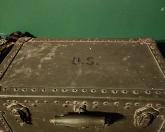 1945 Dated U.S. Army Barber Field Kit