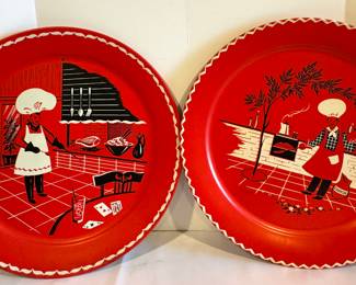 Pair of Vintage Metal BBQ Trays in overall good condition with light wear. Each measuring 19" in diameter.