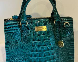 Brahmin Anywhere Convertible Peacock Melbourne Leather Handbag, new with tags

Measures about 10.5" x 4.5" x 8" 