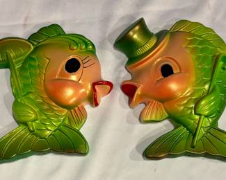 Fun Vintage Kissing Fish Vintage Plaques by Miller Studios measure 5.5 x 6 inches.