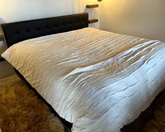 Another King Size bed like new