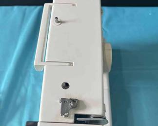 Heavy Duty Sewing Machine