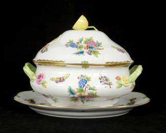 Herend Queen Victoria Tureen and Underplate
