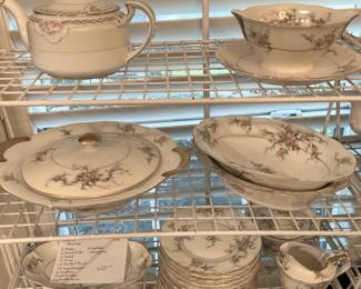 Theodore Haviland china - "Rosalinde"