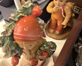 Hand-carved Anri (from Italy) figures 