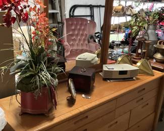 Thomasville solid ash triple dresser with mirror