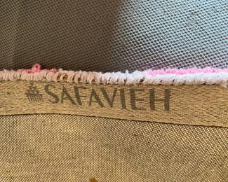 Safavieh rug with pad