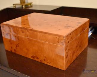 Burlwood humidor