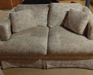 Two matching vintage loveseats, both are in very good condition. Perfect for use with slipcovers if you want to update!
