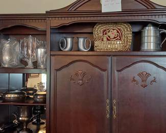 Silverplate and chrome serving pieces