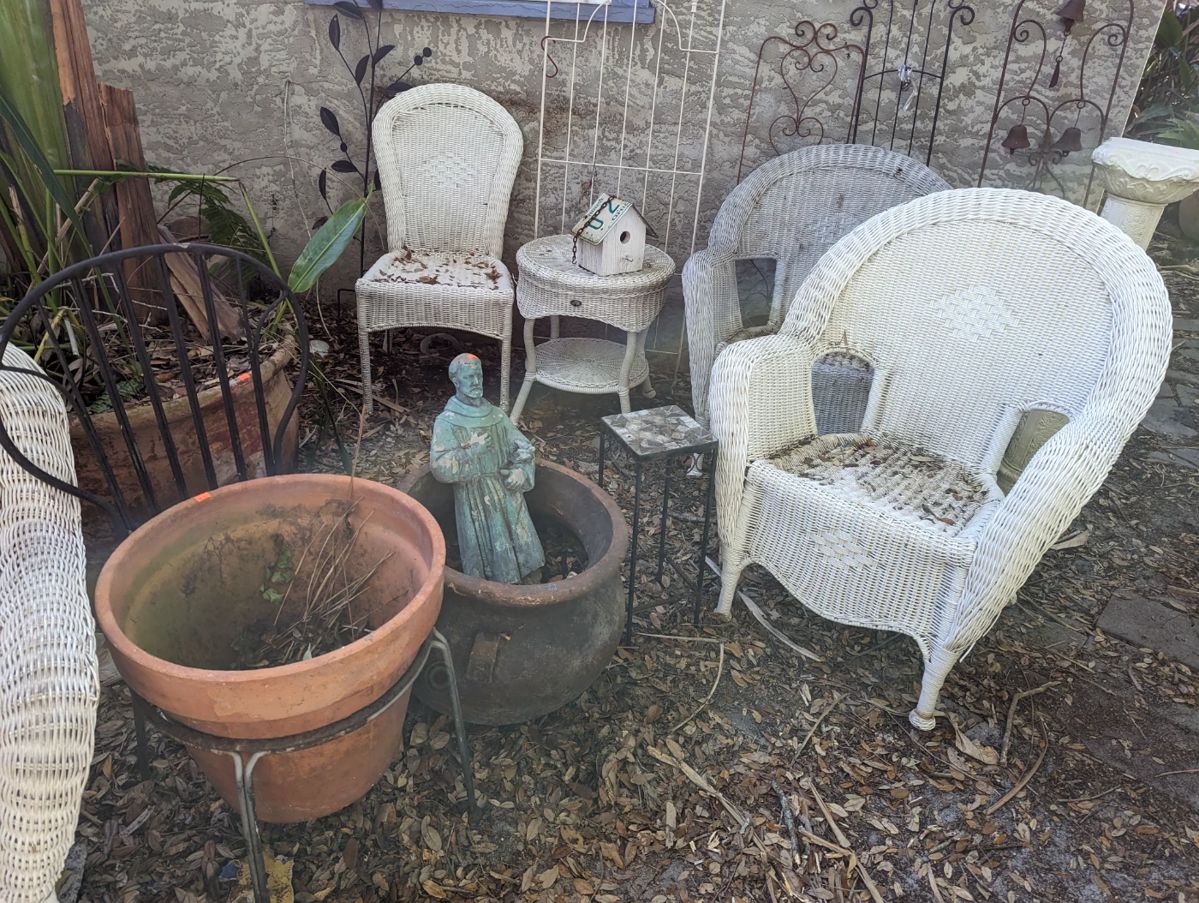 Estate Sale in Saint Petersburg, FL starts on 11/3/2023