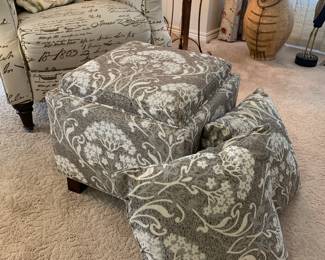 Ottoman with storage and matching pillows 